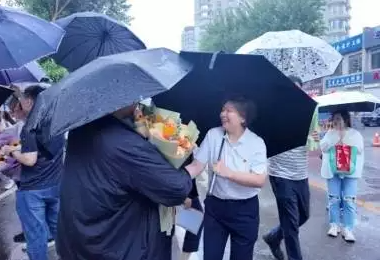 ڻ߿· Ӫлʹ֧־ԸŶӿչ